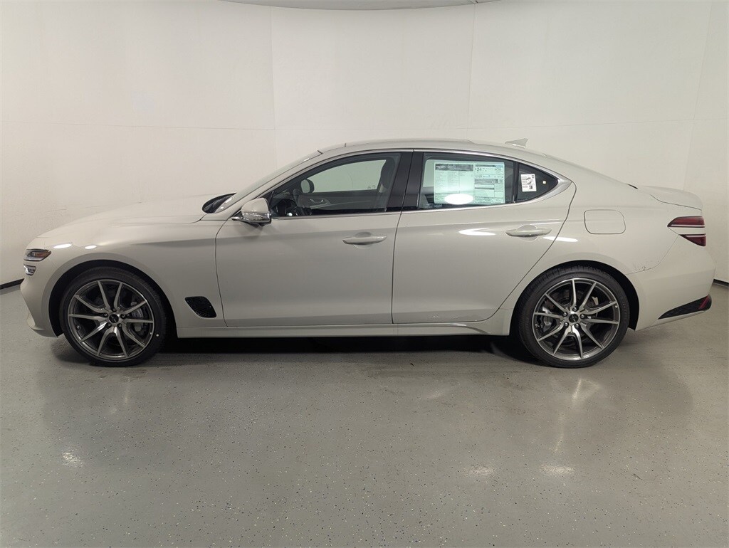 2026 Genesis G70 2.5T Prestige photo 4