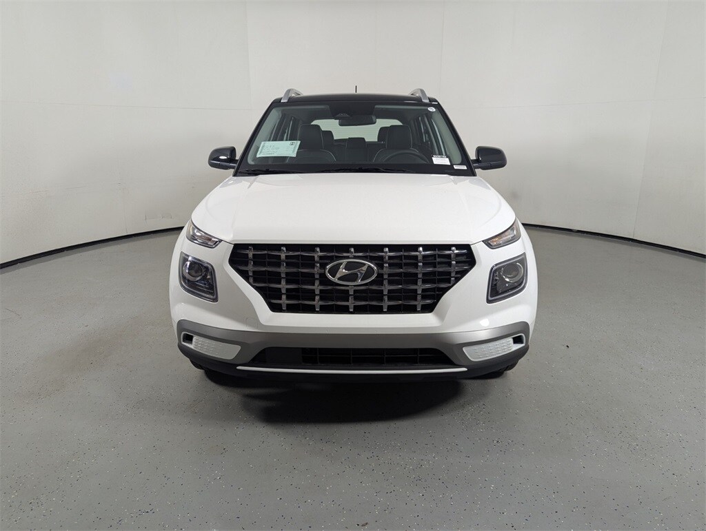 New 2025 Hyundai Venue Limited SUV