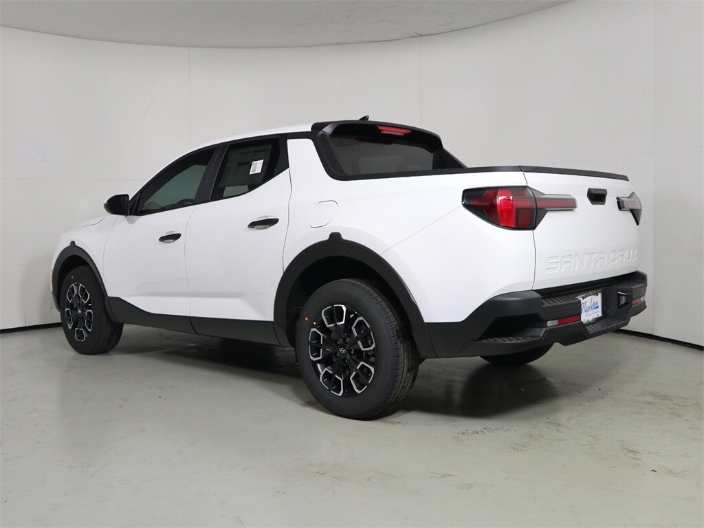 2024 Hyundai Santa Cruz SEL photo 2