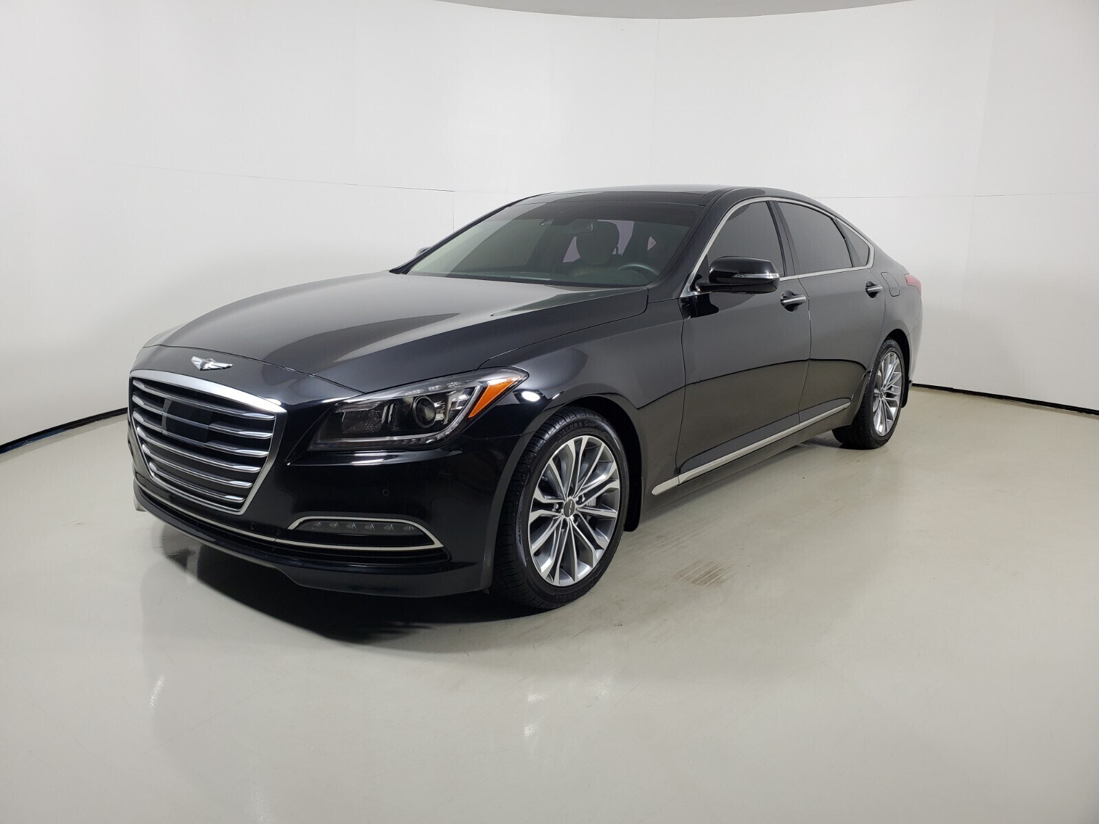 2017 Genesis G80 3.8 photo 4
