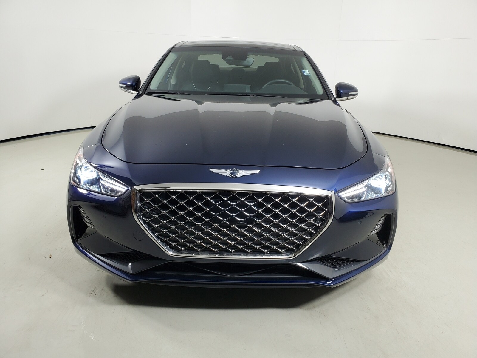 2021 Genesis G70 2.0T photo 3