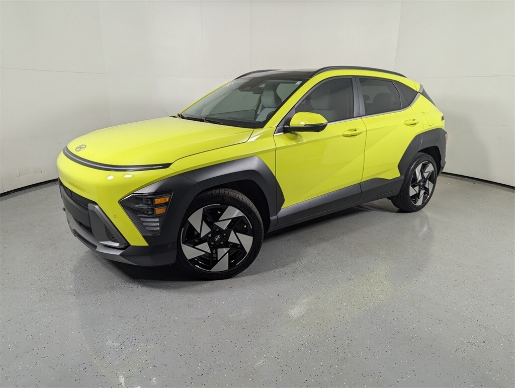 2024 Hyundai Kona Limited photo 3