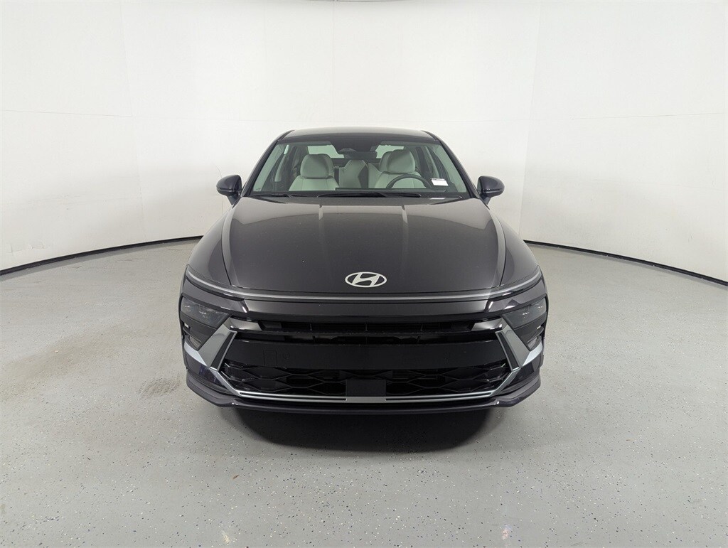 New 2025 Hyundai Sonata SE Sedan