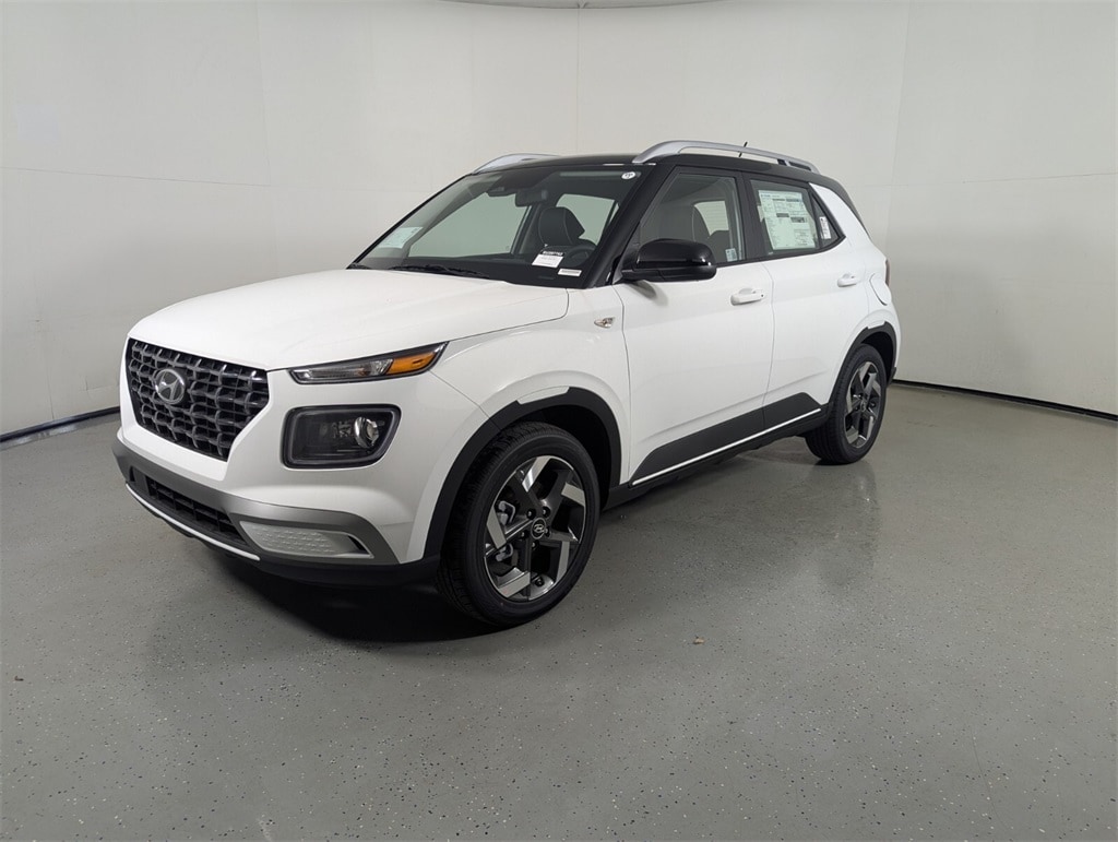 New 2025 Hyundai Venue Limited SUV