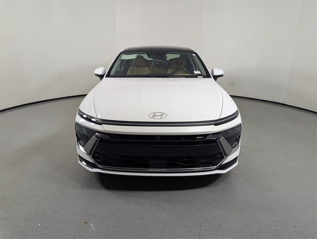 New 2025 Hyundai Sonata Hybrid Limited Sedan