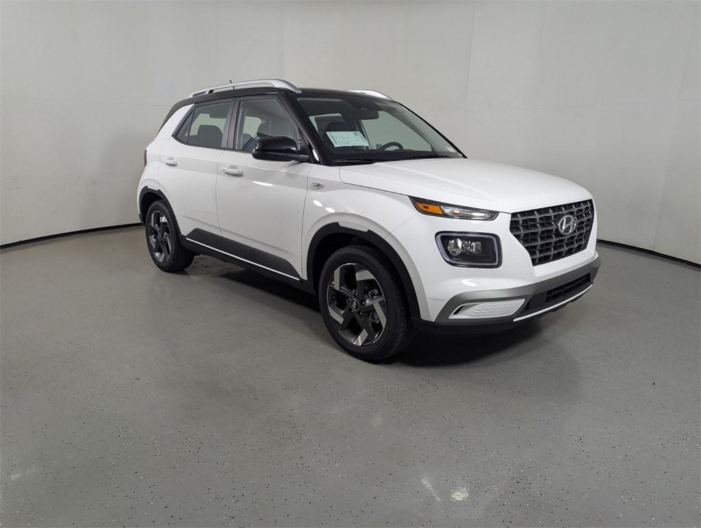 New 2025 Hyundai Venue Limited SUV