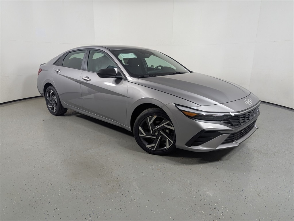 2025 Hyundai Elantra Blue's photo