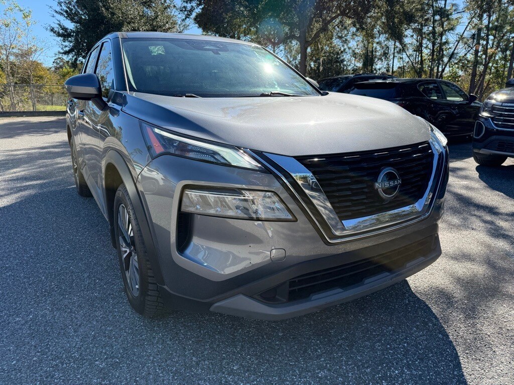 2023 Nissan Rogue SV photo 3