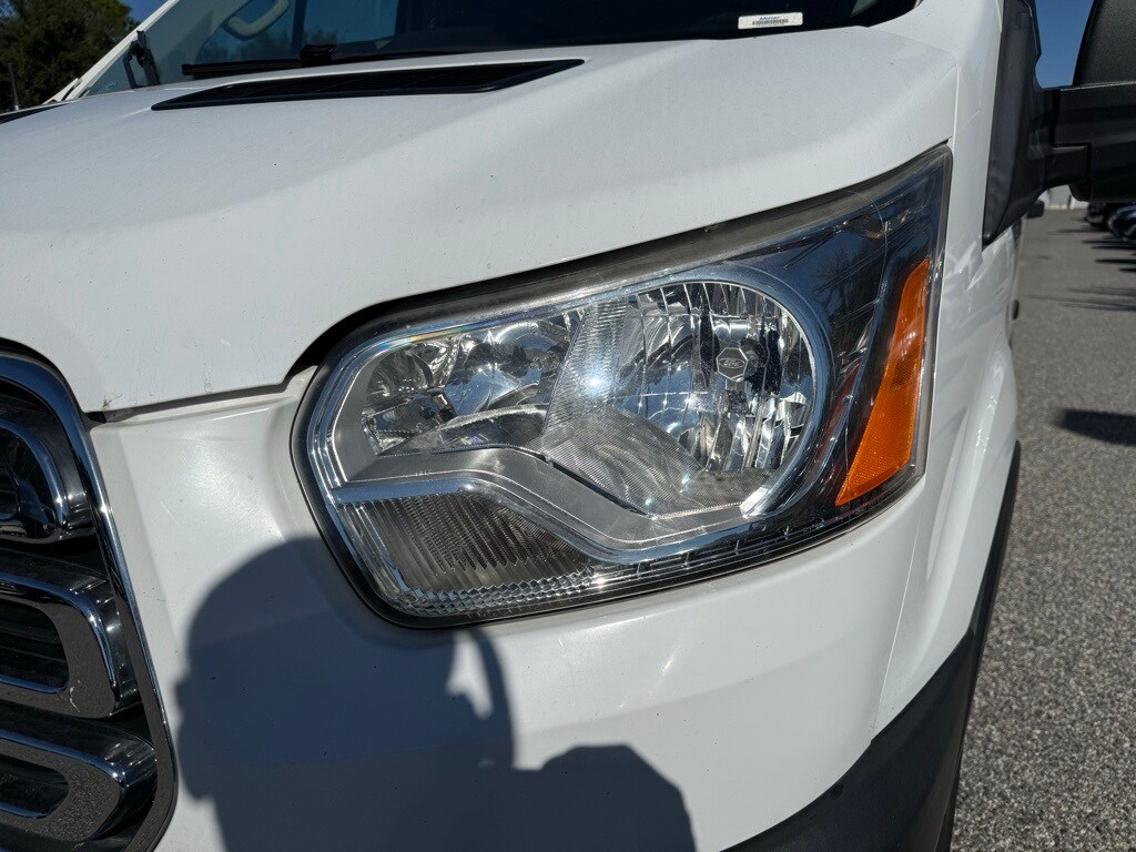 2019 Ford Transit photo 2