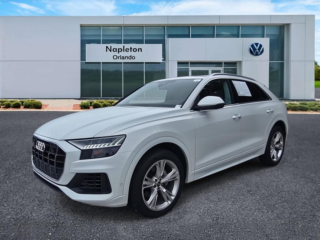 2023 Audi Q8 Premium Plus's photo