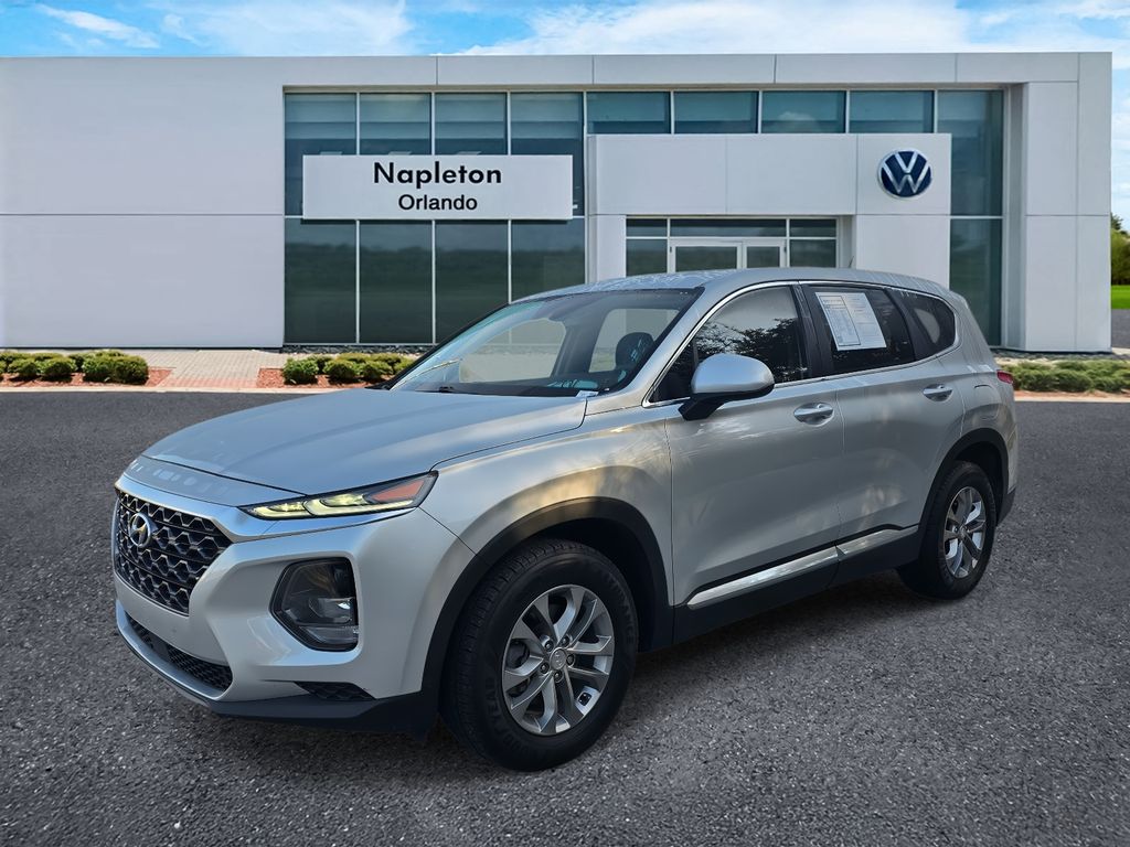 2019 Hyundai Santa Fe SE's photo