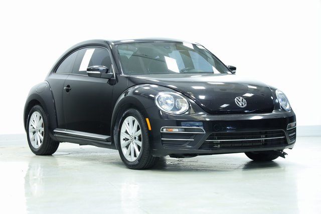2017 Volkswagen Beetle 1.8T SE photo 3