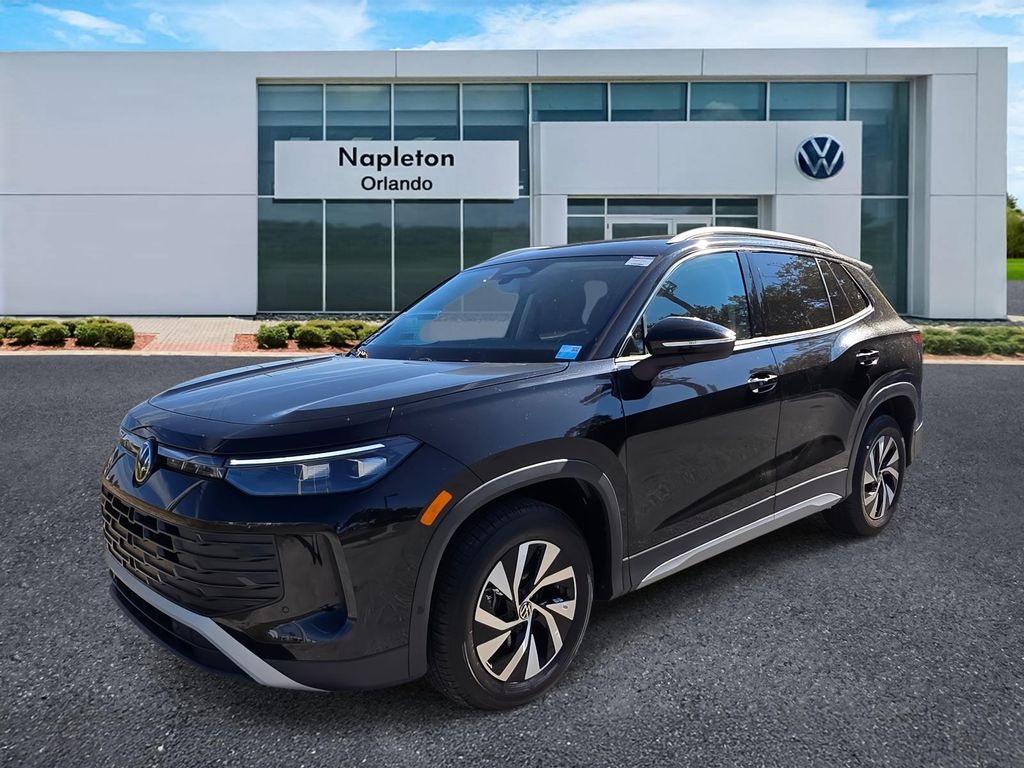 2025 Volkswagen Tiguan S's photo