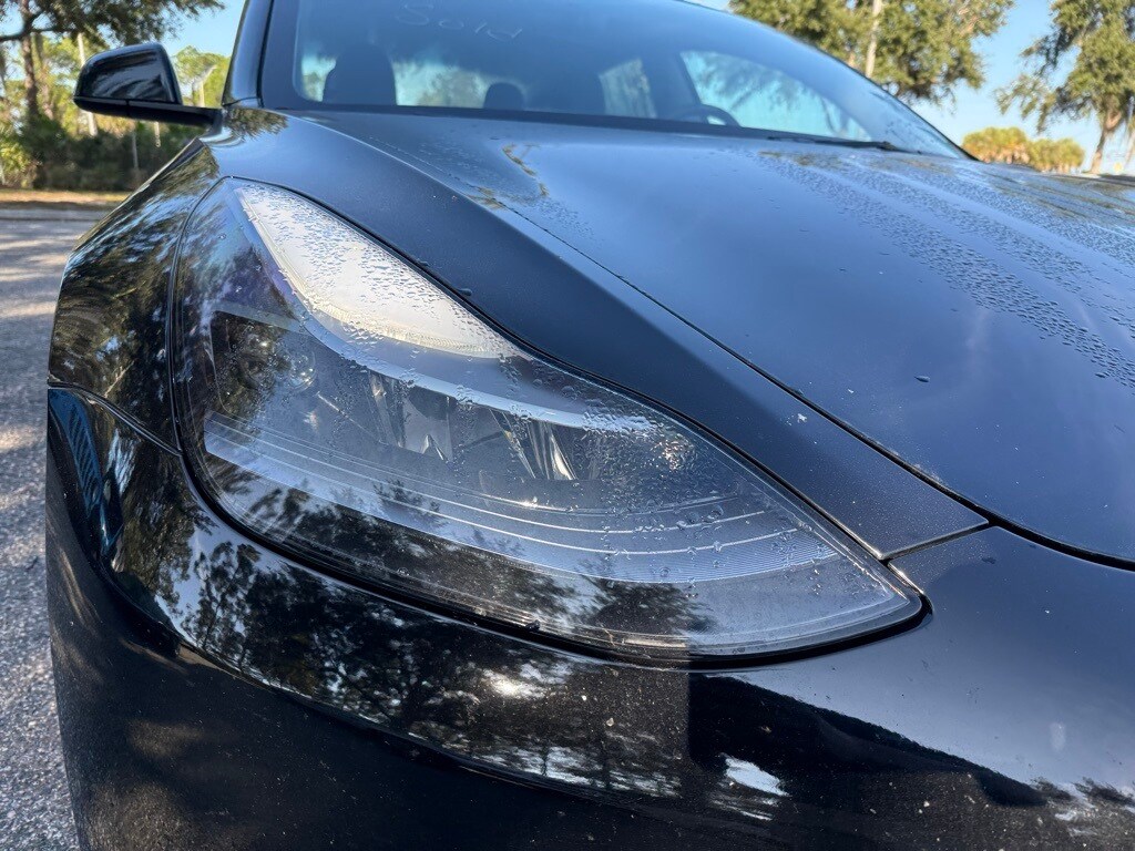2023 Tesla Model 3 photo 4