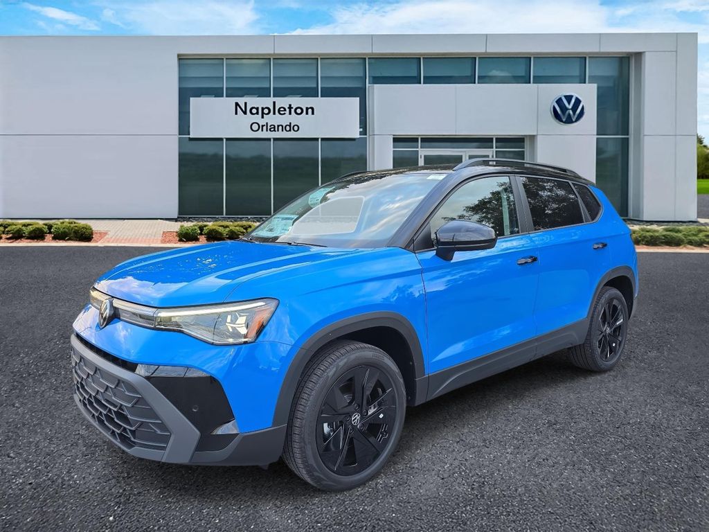 2026 Volkswagen Taos SE Black's photo