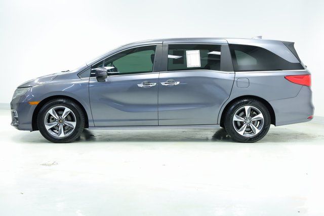 2018 Honda Odyssey Touring photo 4