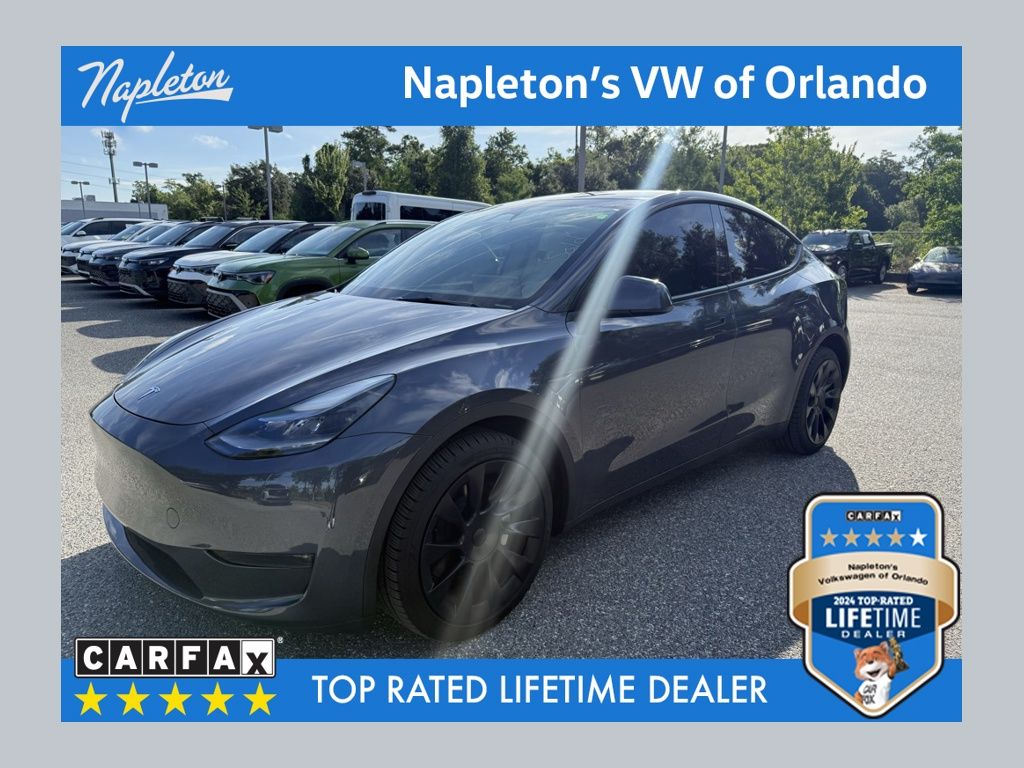 2023 Tesla Model Y's photo