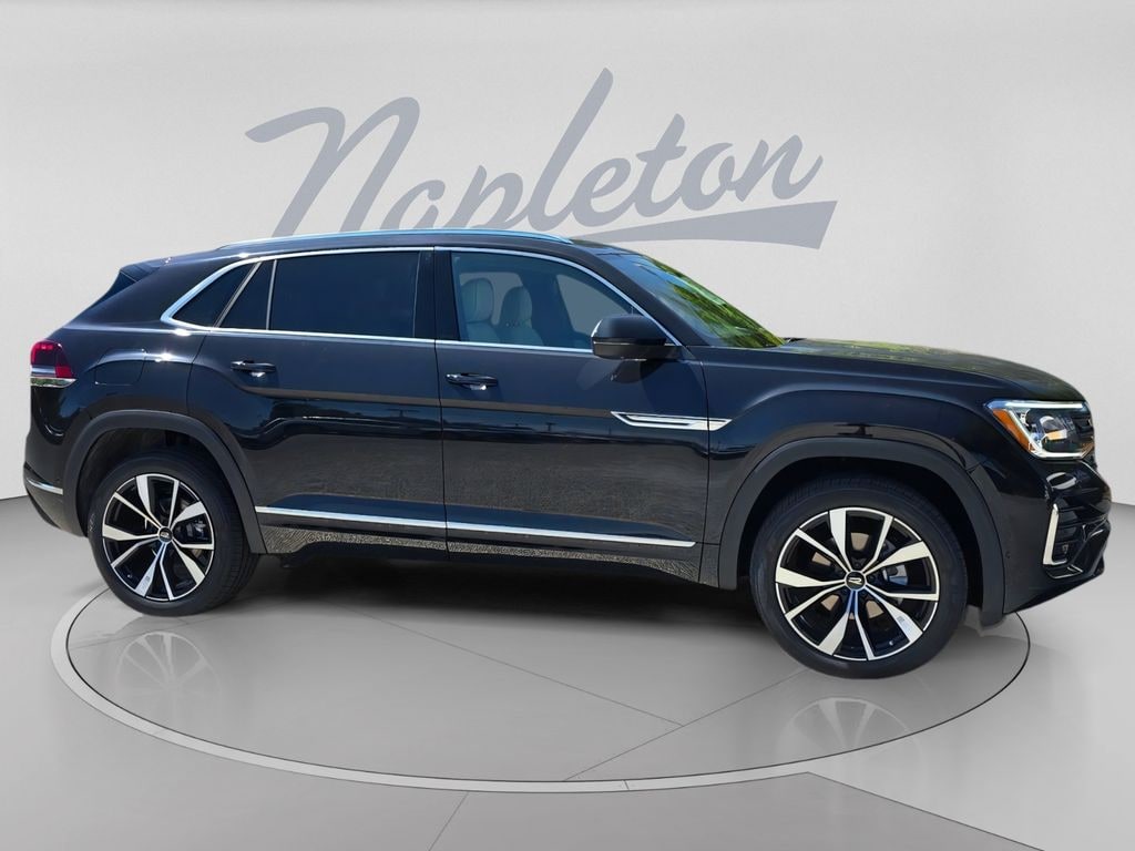 New 2026 Volkswagen Atlas Cross Sport 2.0T SEL Premium R-Line SUV