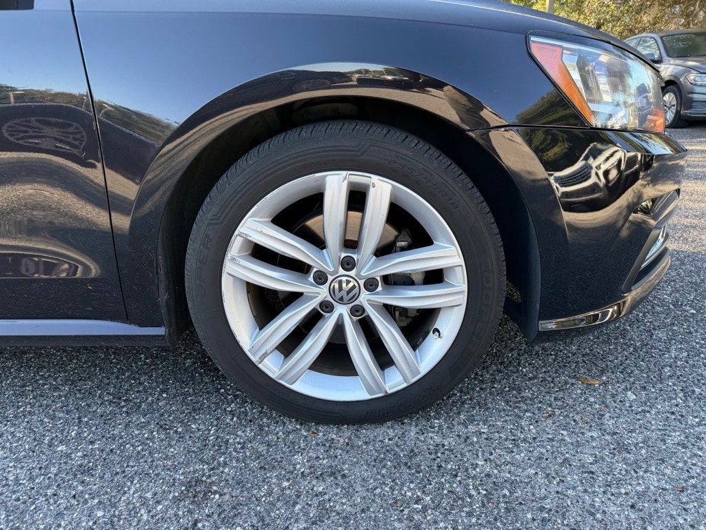 Used 2019 Volkswagen Passat 2.0T Wolfsburg Sedan