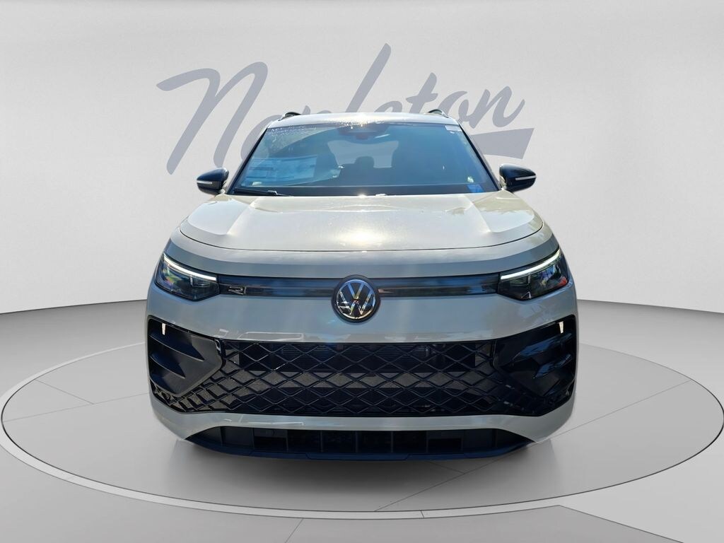 New 2026 Volkswagen Tiguan 2.0T SE R-Line Black SUV