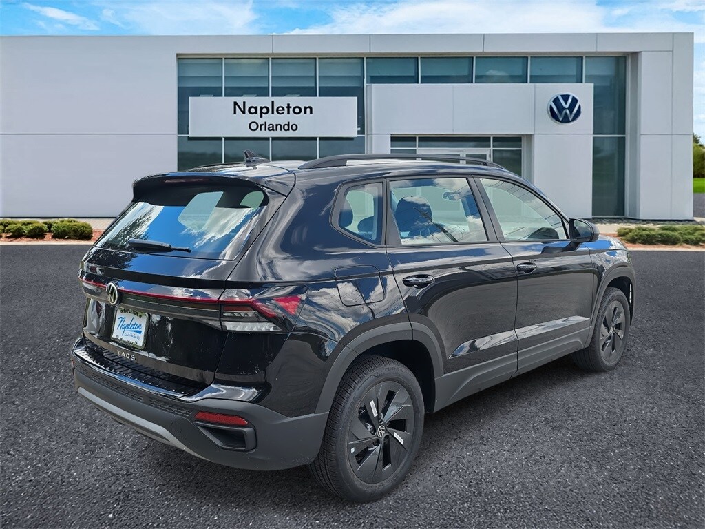 2025 Volkswagen Taos S photo 3
