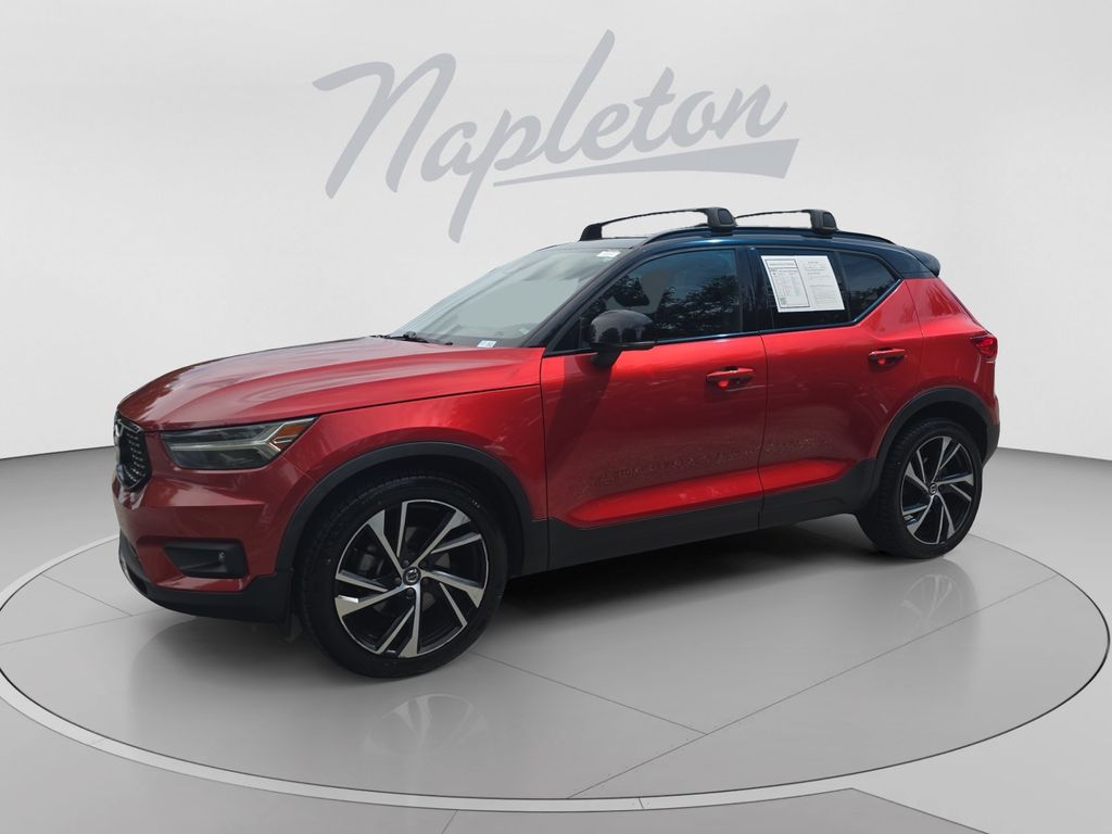 2020 Volvo XC40