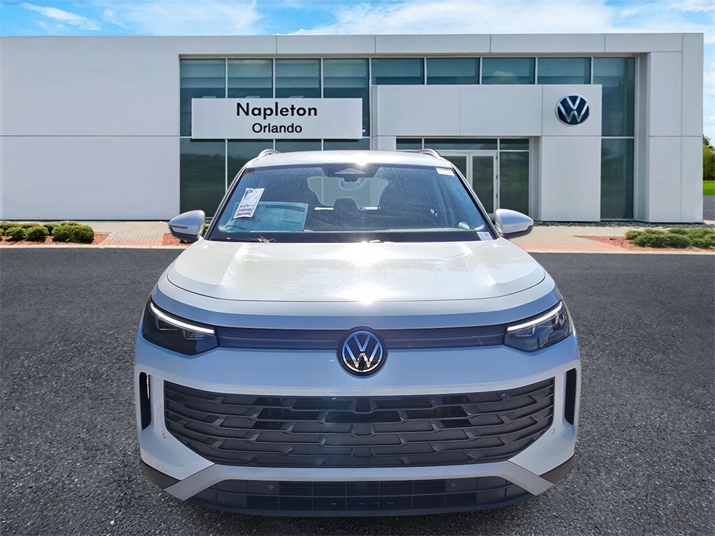 New 2025 Volkswagen Tiguan 2.0T SE SUV