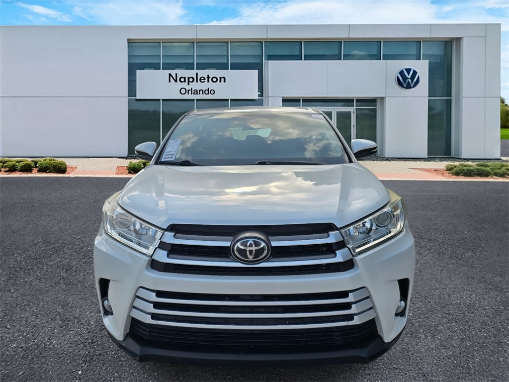 Used 2019 Toyota Highlander LE Plus with VIN 5TDZZRFH4KS328956 for sale in Orlando, FL