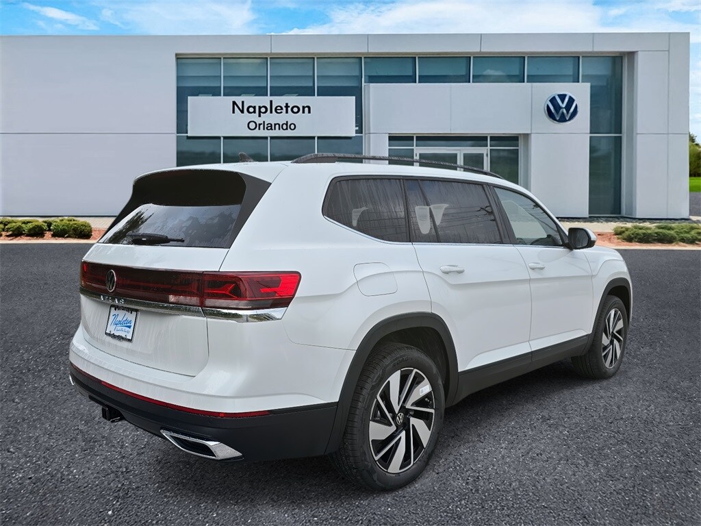 2026 Volkswagen Atlas SE Technology photo 2