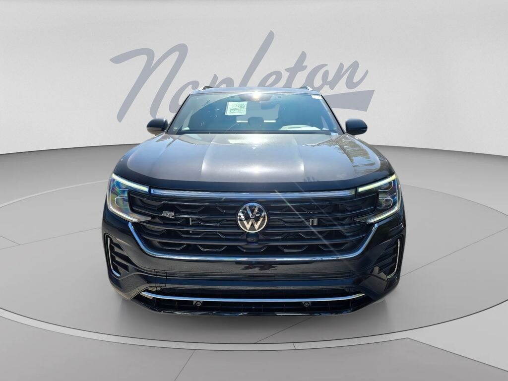 New 2026 Volkswagen Atlas Cross Sport 2.0T SEL Premium R-Line SUV