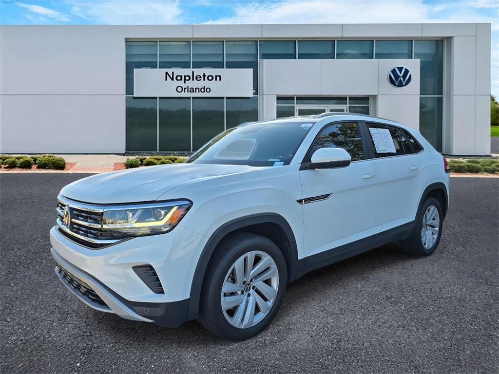 2022 Volkswagen Atlas Cross Sport SE w/Tech's photo
