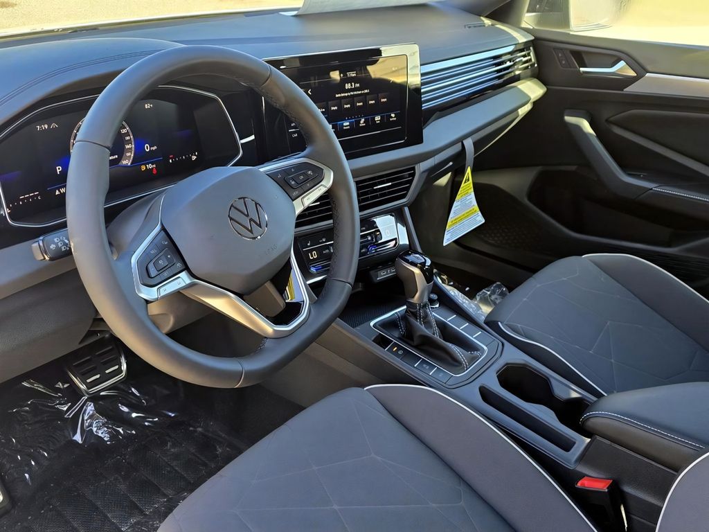 2025 Volkswagen Jetta Sport - Photo 19