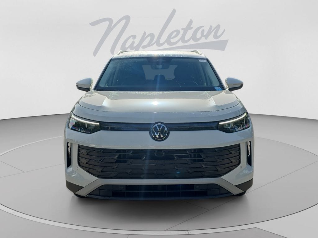 New 2025 Volkswagen Tiguan 2.0T SE SUV
