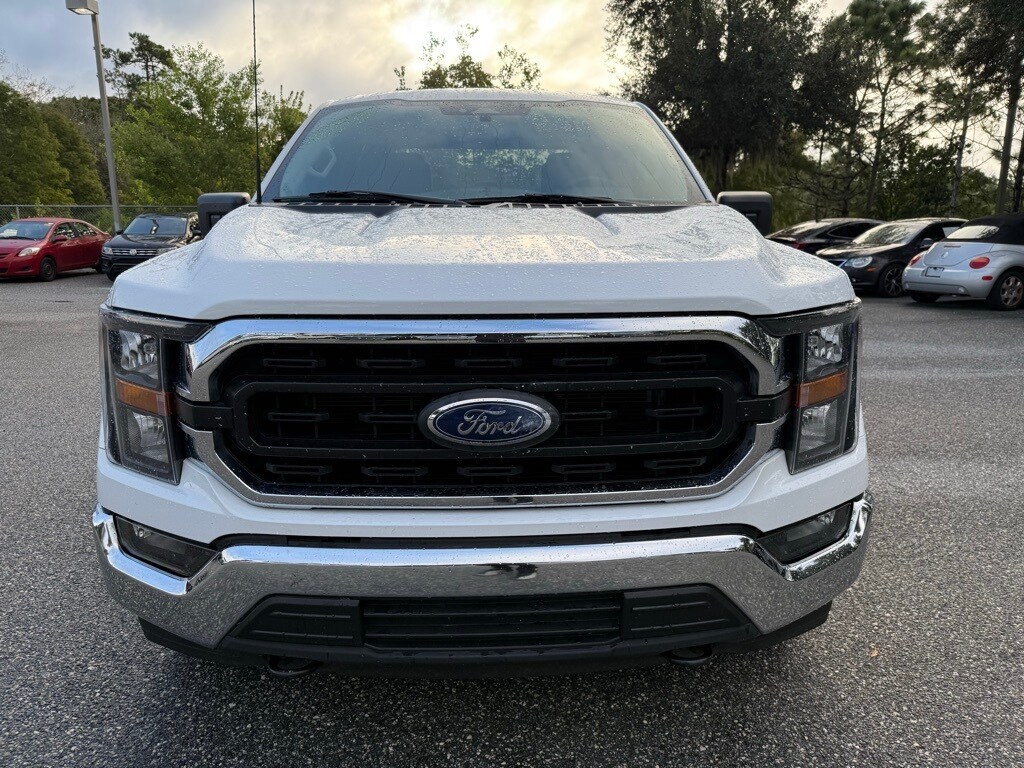 2023 Ford F-150 XLT photo 2