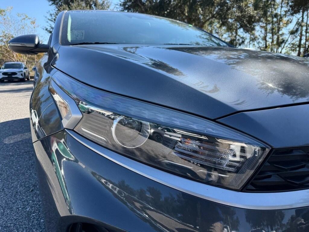 2023 Kia Forte LXS photo 4