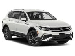 2022 Volkswagen Tiguan SE's photo