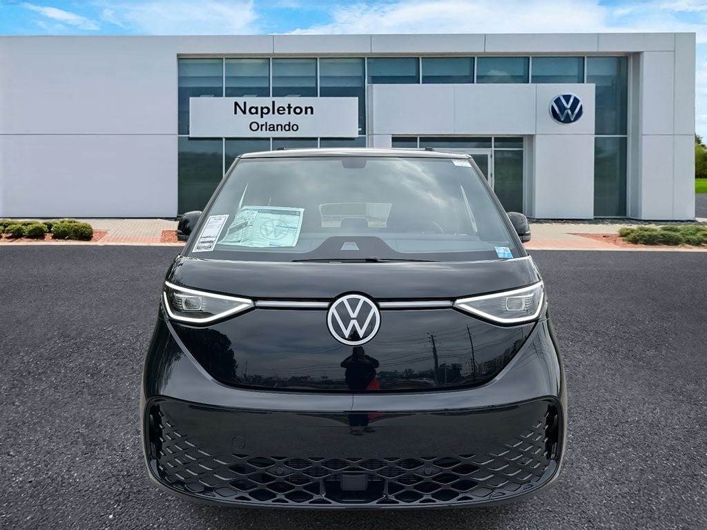 New 2025 Volkswagen ID. Buzz PRO S Minivan/Van