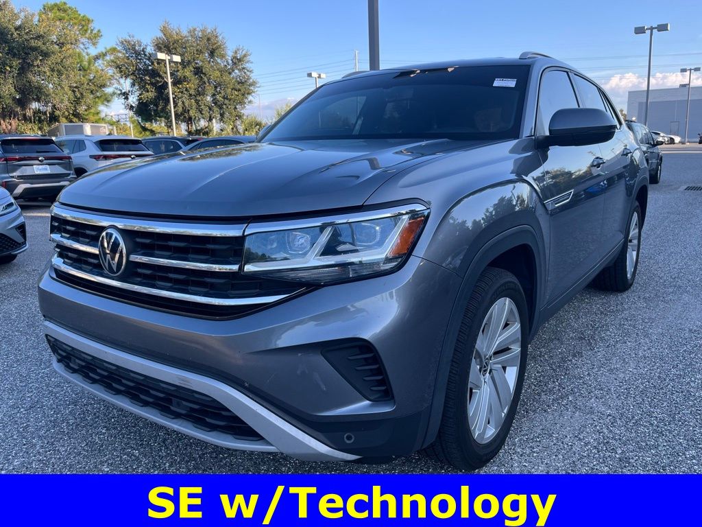 2022 Volkswagen Atlas Cross Sport SE w/Tech's photo