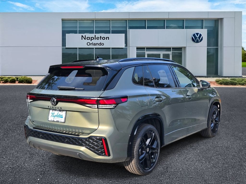 New 2026 Volkswagen Tiguan 2.0T SE R-Line Black SUV