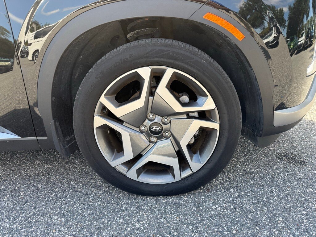 2023 Hyundai Palisade Limited photo 2