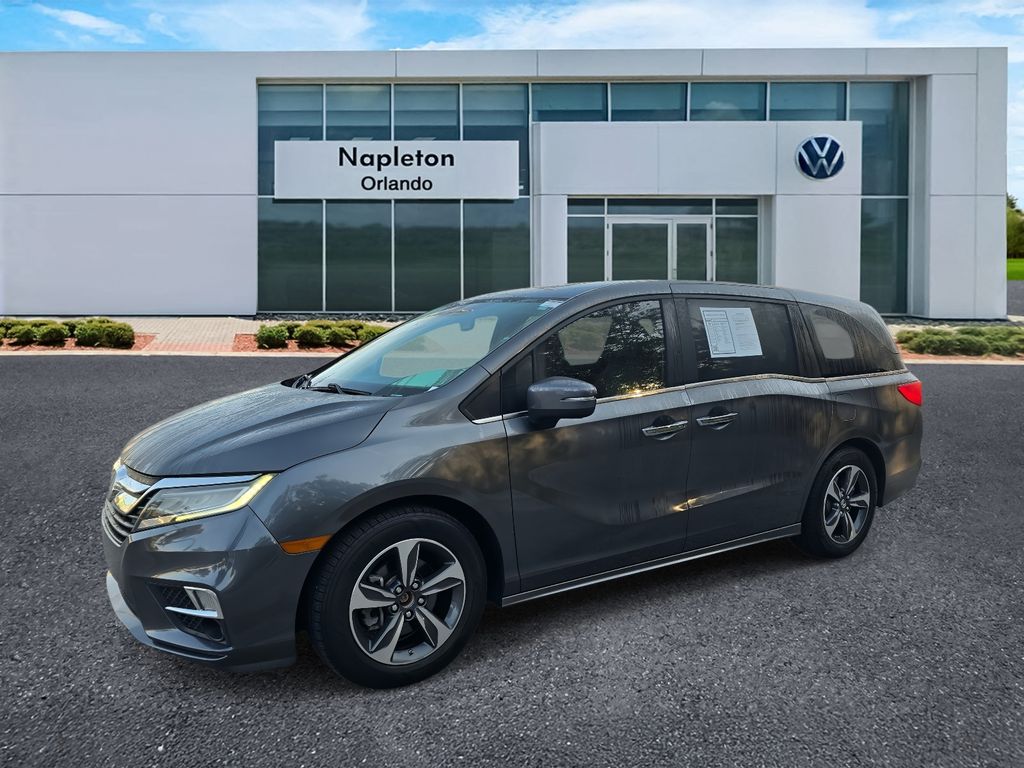 2018 Honda Odyssey Touring's photo