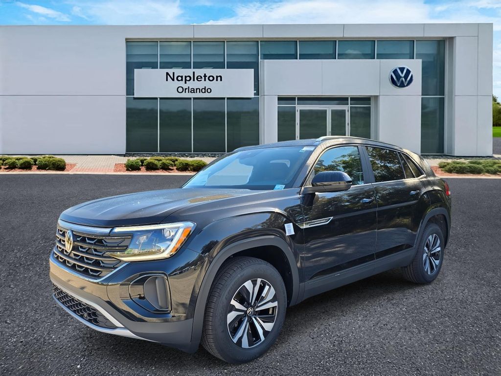 2026 Volkswagen Atlas Cross Sport SE's photo