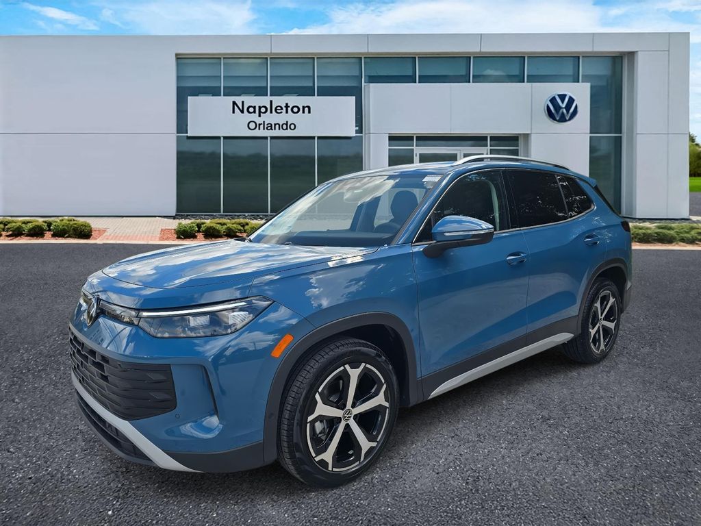 2025 Volkswagen Tiguan SE's photo