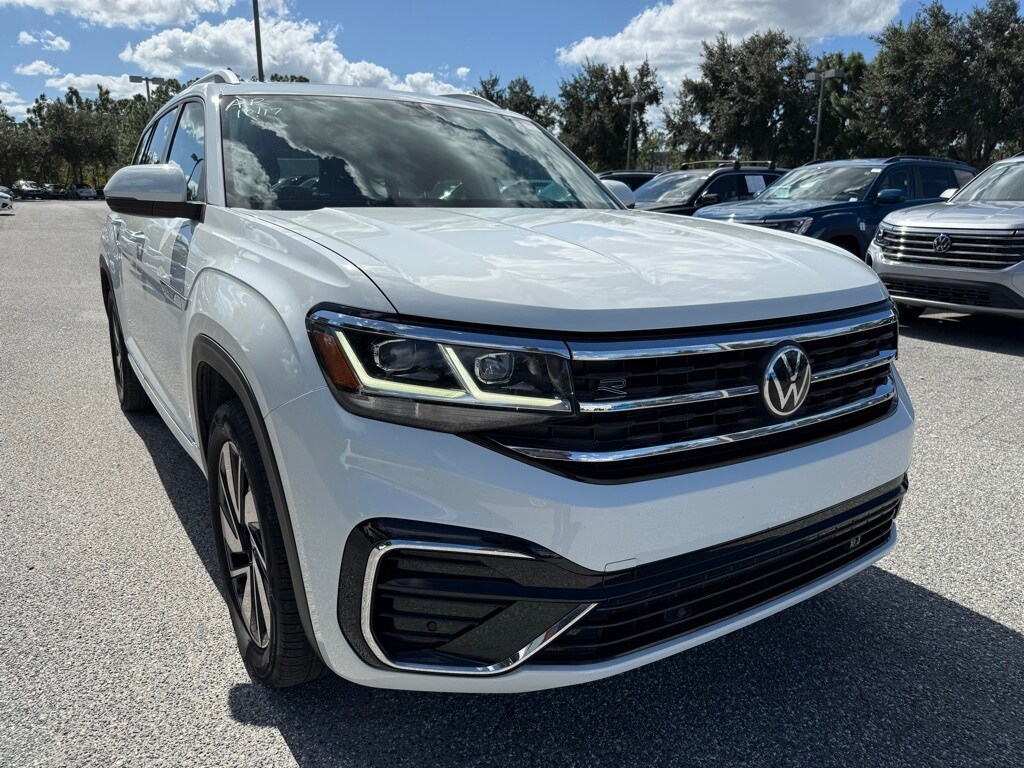 2022 Volkswagen Atlas V6 SEL R-Line photo 3