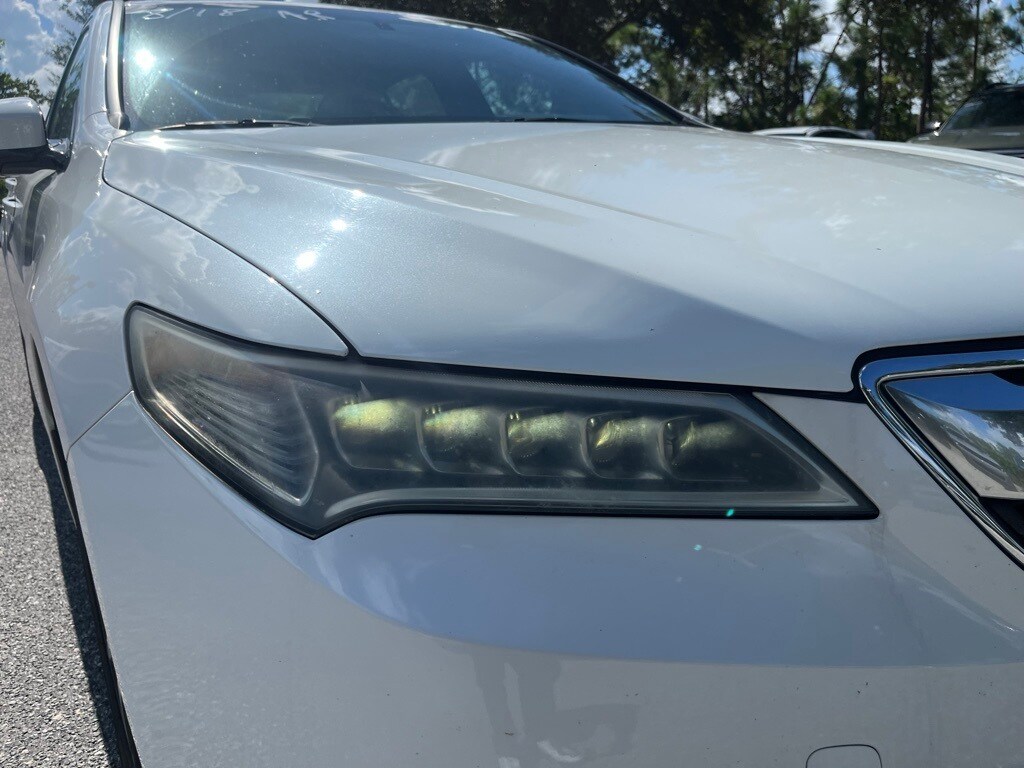 2016 Acura TLX Base photo 4