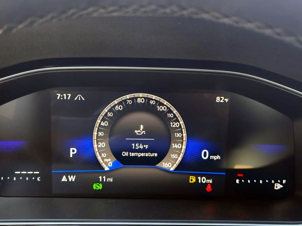 2025 Volkswagen Jetta Sport - Photo 13