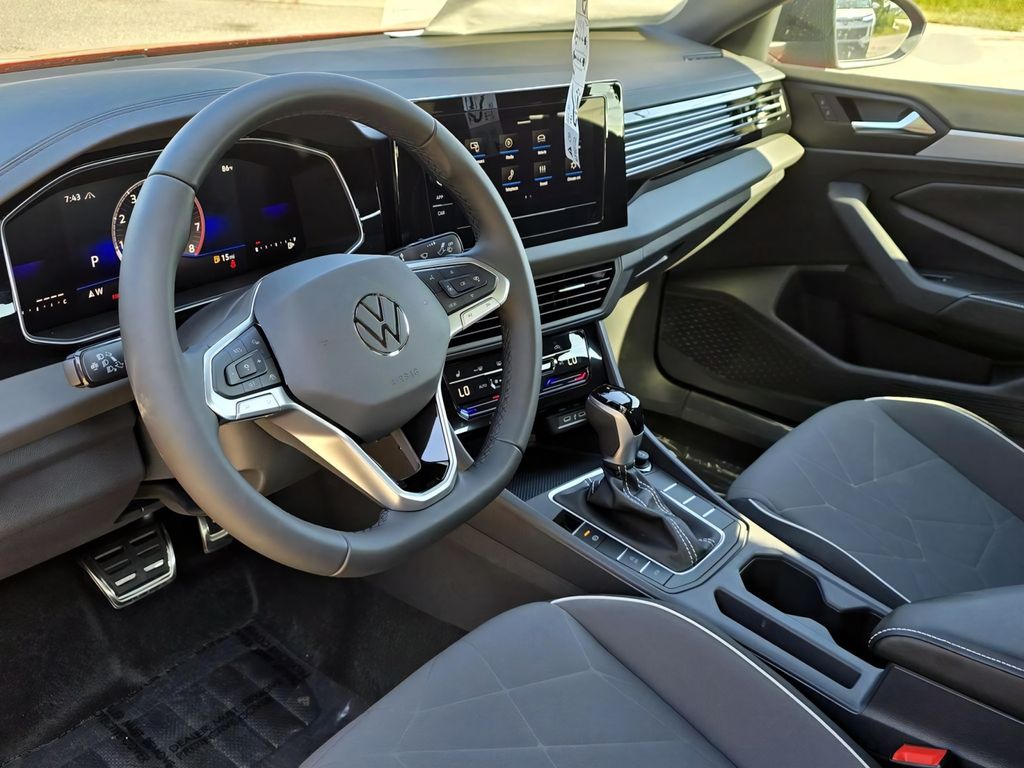 2025 Volkswagen Jetta Sport - Photo 19