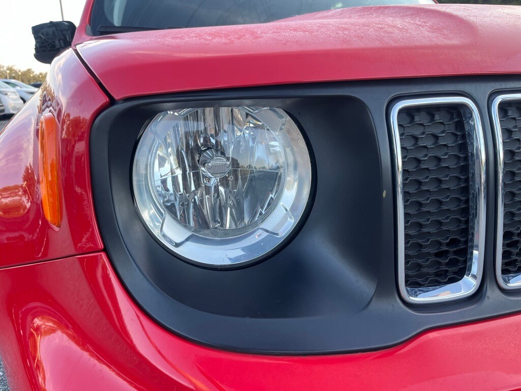 2019 Jeep Renegade Latitude photo 3
