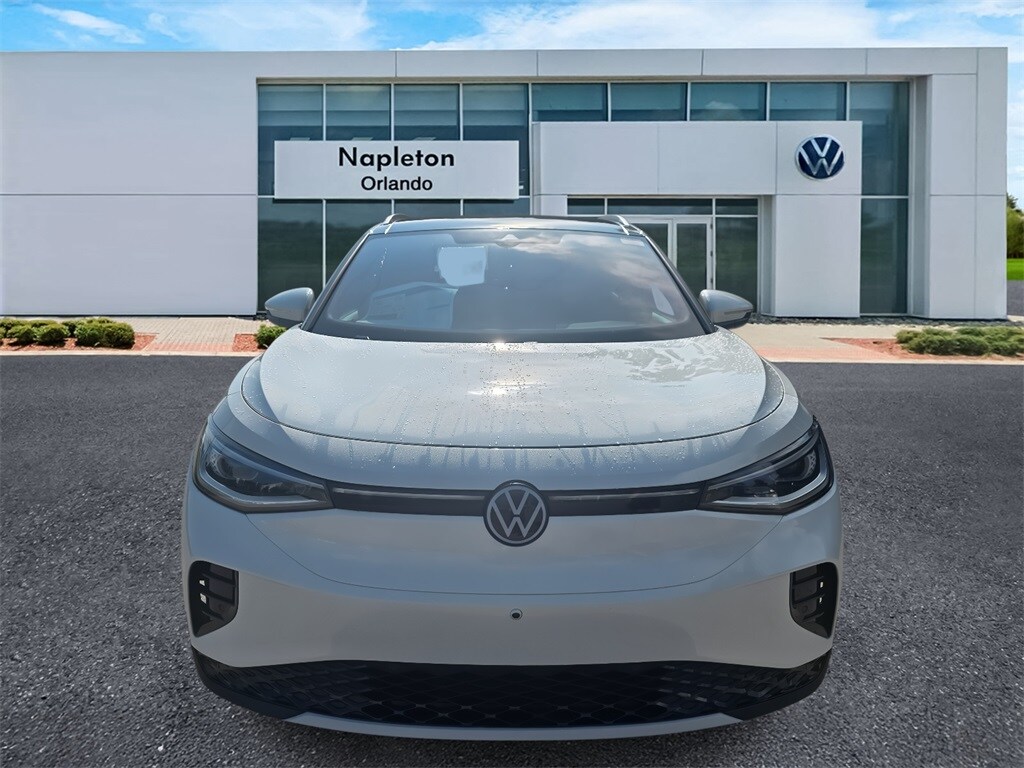 2025 Volkswagen ID.4 Pro Plus photo 2