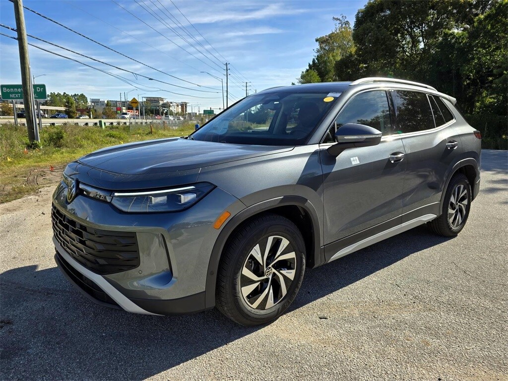 New 2026 Volkswagen Tiguan 2.0T S SUV